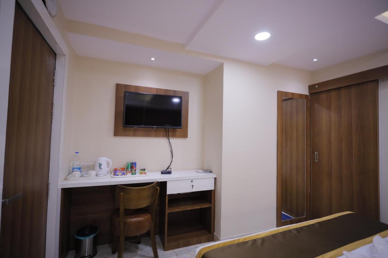 The Avenue Hotel Ballygunge Колката Екстер'єр фото